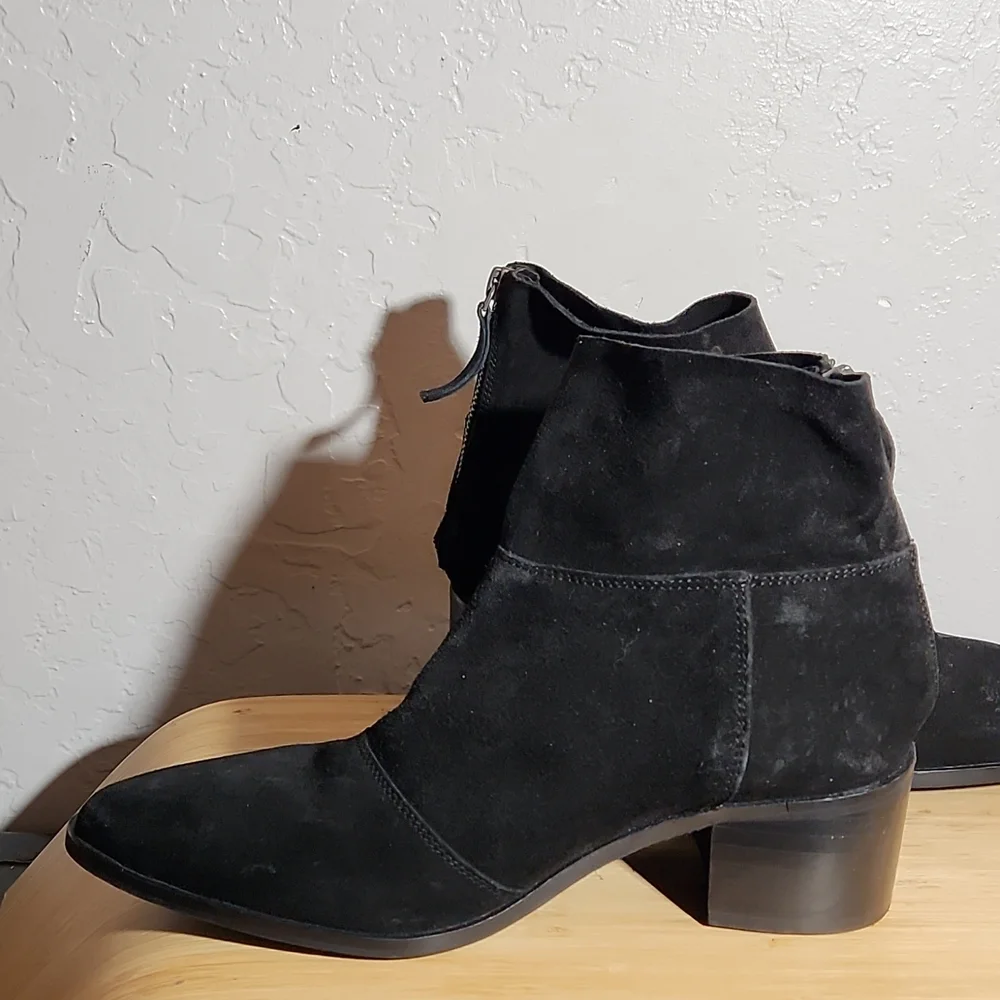 BLACK Suede Studio Heeled Back Zipper Bootie 10
